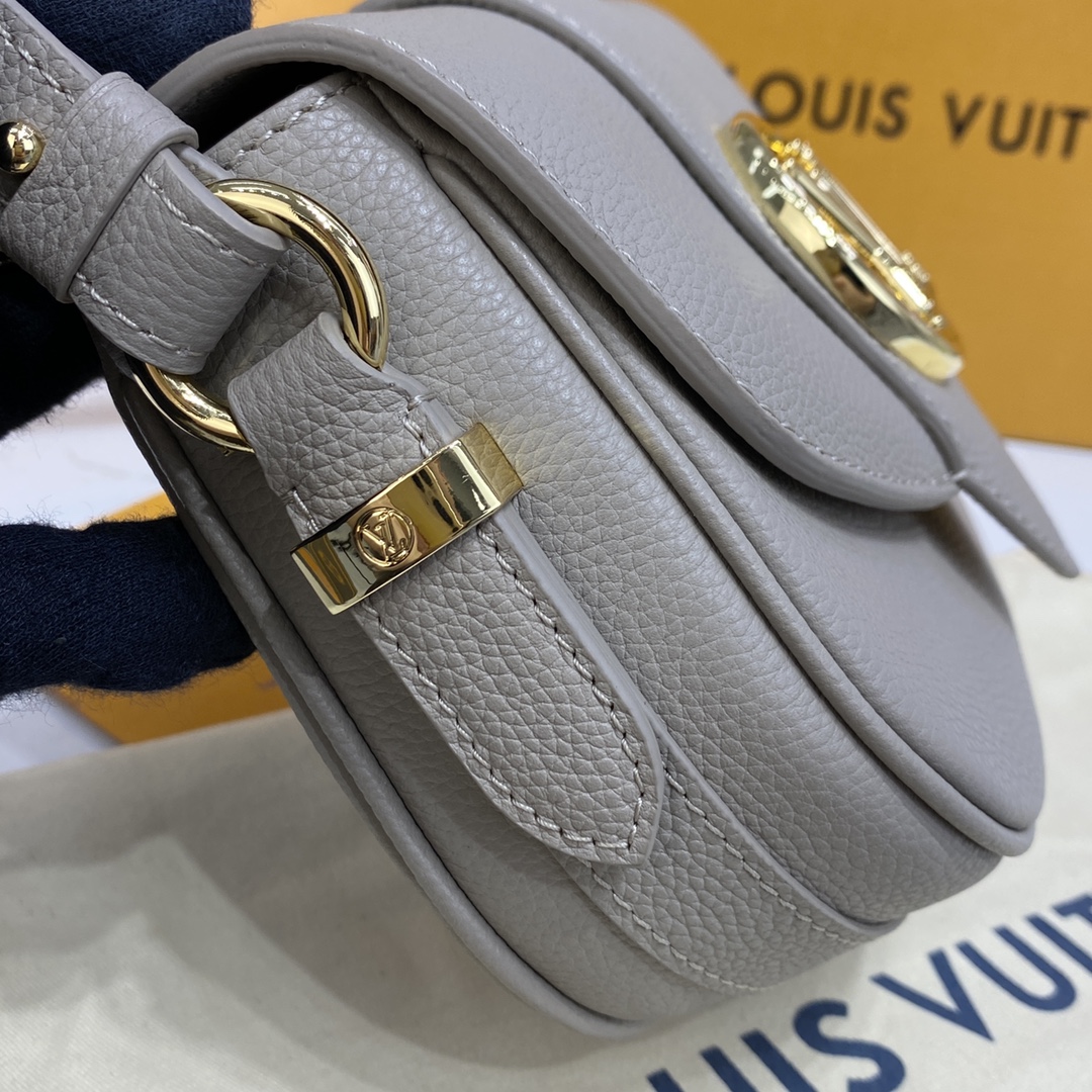 Louis Vuitton LV PONT 9 SOFT PM Grained Leather Shoudler Bag M58728 Grey